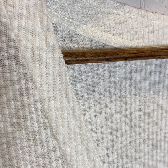 Calson White Long Sleeved Shirt - Picture 7 of 7